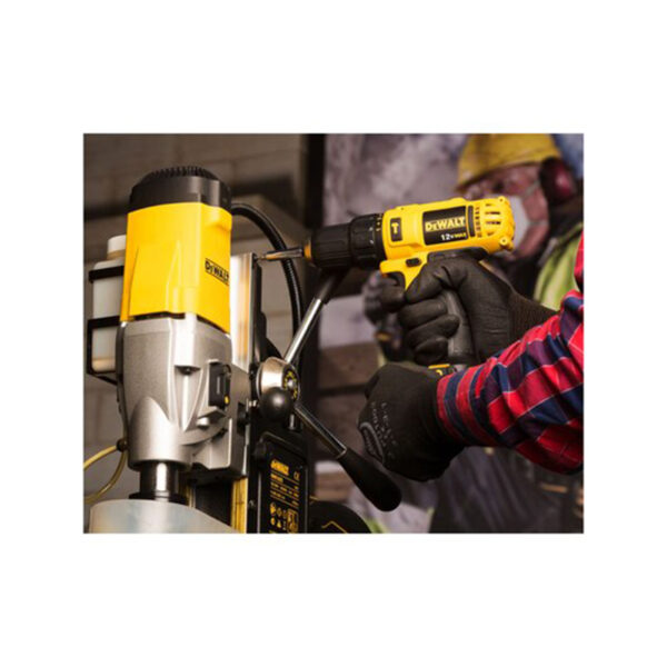 دریل شارژی چکشی 12 ولت دیوالت مدل DCD716D2
